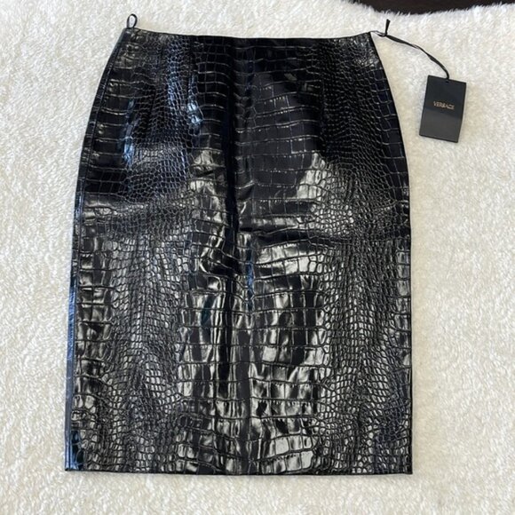 Runway Versace Crocodile-Embossed Midi Skirt - Picture 7 of 17